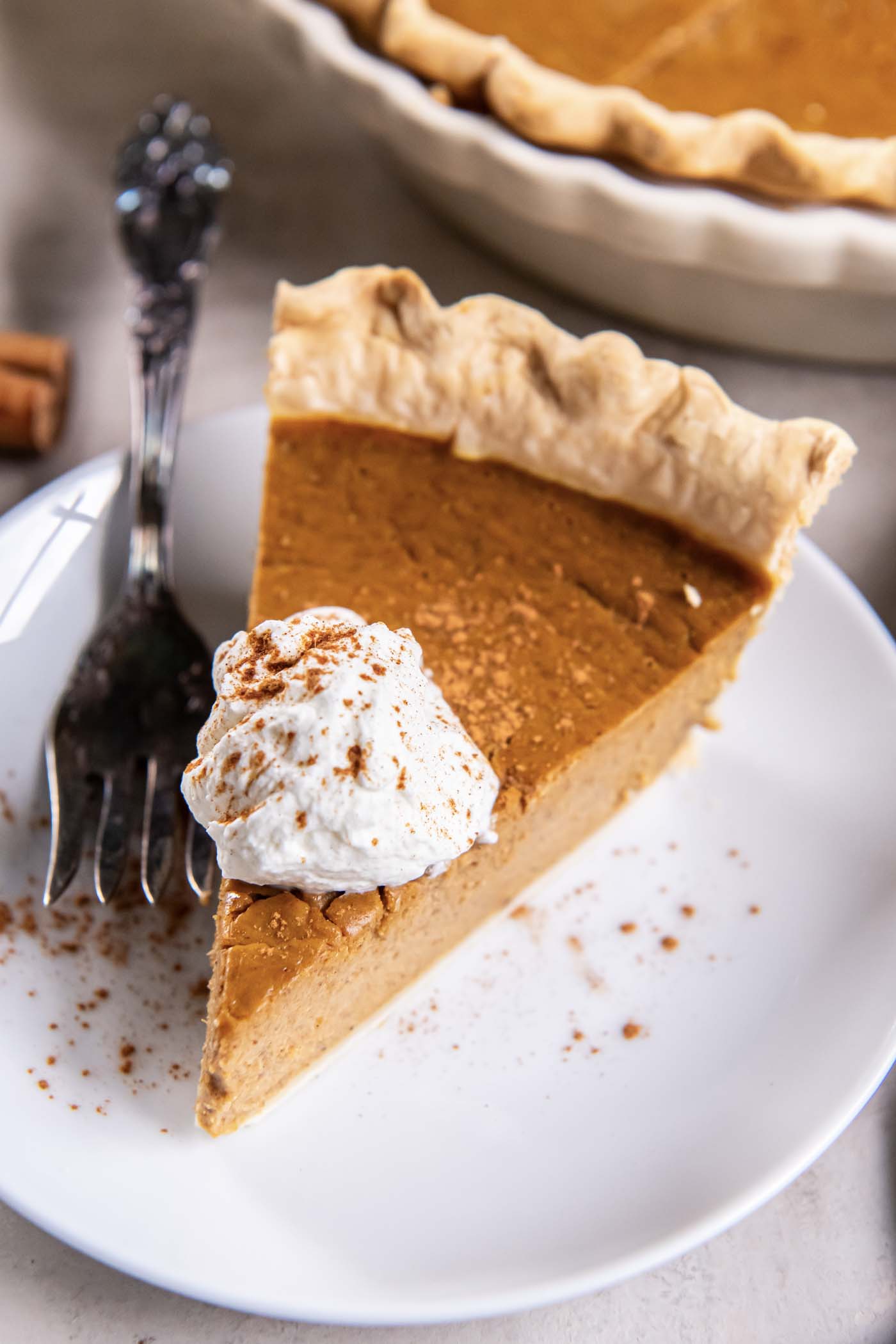 Making Homemade Pumpkin Pie: Guide to Rich Flavor & Perfect Spices